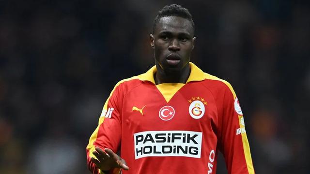 Galatasaray'da daha sezon başlamadan Singo'dan kötü haber!