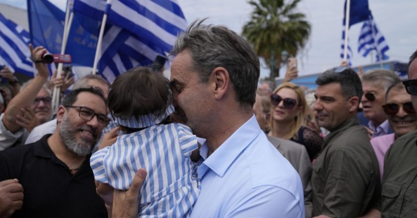 Yunanistan'da doğum oranları son 92 yılın en düşük seviyesinde;  Hükümet çözüm arıyor