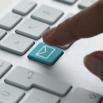 Toplu E-posta Gönderme: Toplu E-posta Nasıl Gönderilir?  Outlook ve Gmail e-postalarının toplu gönderimi
