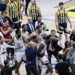 EuroLeague'de olaylı gece!  F.Bahçe Beko-Monaco maçı sonrası kaos yaşandı, basketbola polis müdahale etti