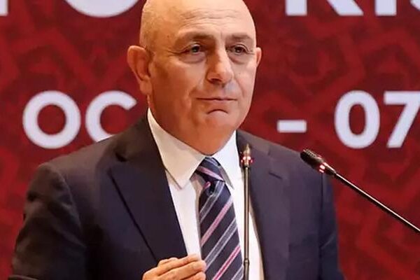 Süleyman Hurma’dan yabancı VAR hakemine ilişkin açıklama!