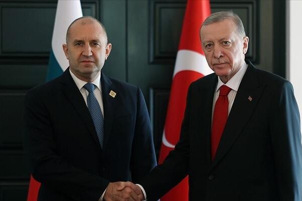 Cumhurbaşkanı Erdoğan, Bulgaristan Cumhurbaşkanı Radev ile telefonda görüştü