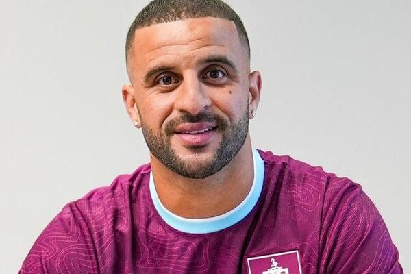 Kyle Walker, Burnley’ye transfer oldu –