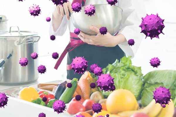Aşırı sıcaklarda zehirlenmemek için bu önerileri dikkate alın! Uzmanlar tehlikeye karşı uyarıyor…