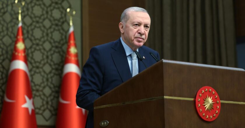 Cumhurbaşkanı Erdoğan şehit ailelerine başsağlığı diledi
