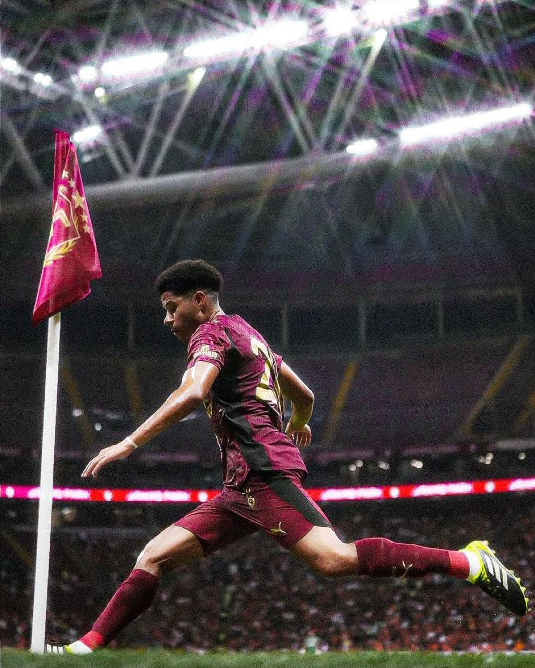 Galatasaray yıldız oyuncusu Gabriel Sara Ya Dev İngiliz Manchester United, yoldaki tekliften! Cimbom 40 milyon Euro talep etti ... 2