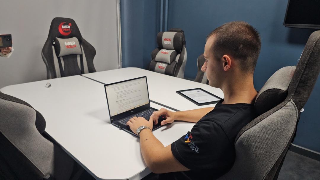 22 yaşındaki Türk öğrencisi NASA'nın güvenlik açığı buldu! İsim onur listesinde yazılacak