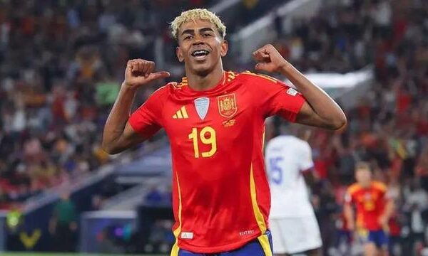 İspanya’nın parlayan yeteneği Lamine Yamal, Türkiye karşısında forma giyemeyecek!