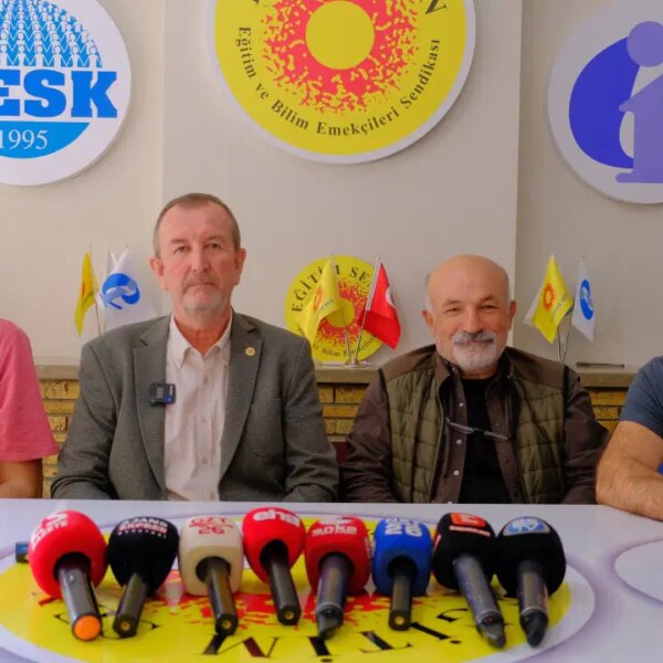 Eğitim Sen Eskişehir Şubesi: 10 Kasım’ın ara tatile getirilmesi kasıtlı davranış – Son Dakika Türkiye Haberleri