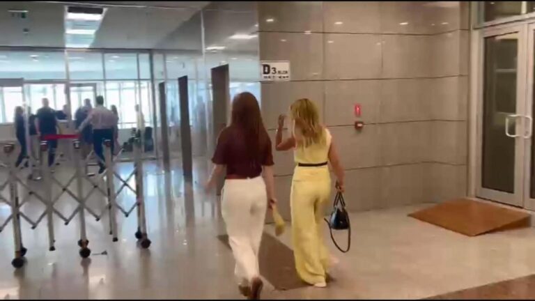 Elçin Sangu AHBAP’a 100 bin TL bağışlamış! İfadesi ortaya çıktı