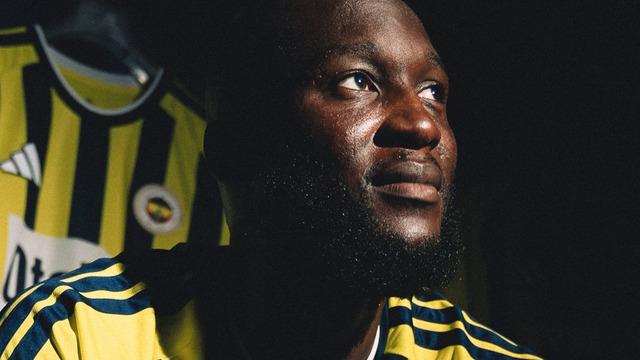 Fenerbahçe, Romelu Lukaku’yu UEFA listesine ekledi
